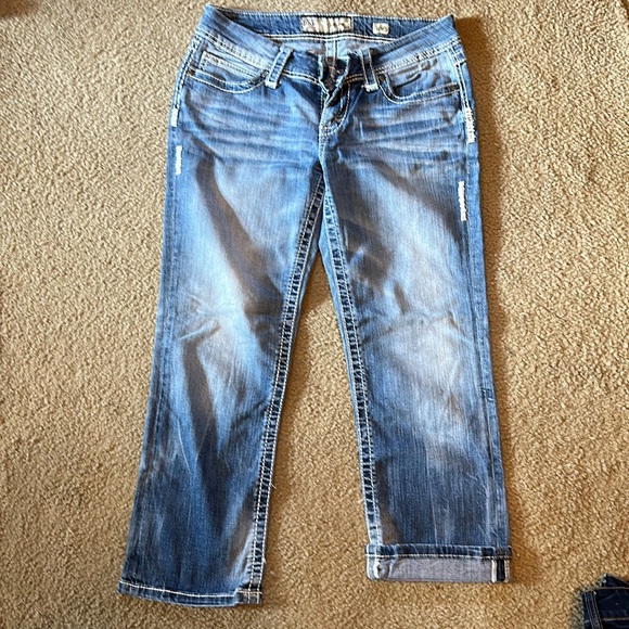 BKE Culture Crop Capri size 29 EUC!! Very Cute - Picture 3 of 6